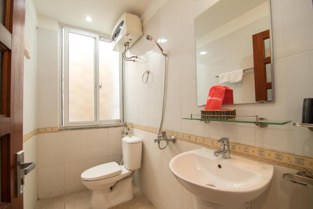 فندق Reddoorz Yen Phu Street هانوي المظهر الخارجي الصورة